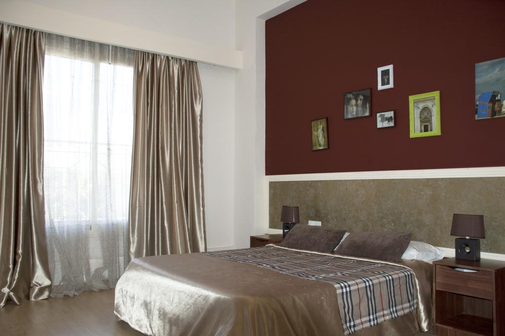 Sunrise Studios Limasol Oda fotoğraf