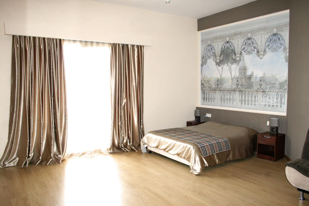 Sunrise Studios Limasol Oda fotoğraf